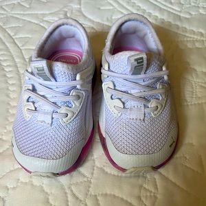 Infant Puma sneakers